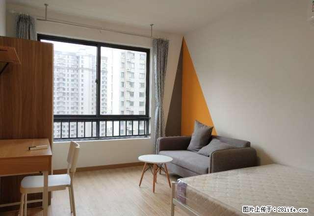 (单间出租)7号线顾村地铁口 文宝苑阳台大主卧 素质住户无中介押一付一 - 房屋出租 - 房屋租售 - 上海分类信息 - 上海28生活网 sh.28life.com