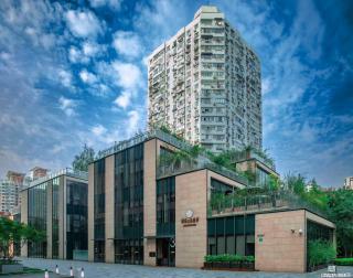 上海宴请聚会好去处｜世博滨江"莫奈花园"雅乐杰品轩：包厢、现摘水果、粤浙双味一桌搞定 - 上海28生活网 sh.28life.com